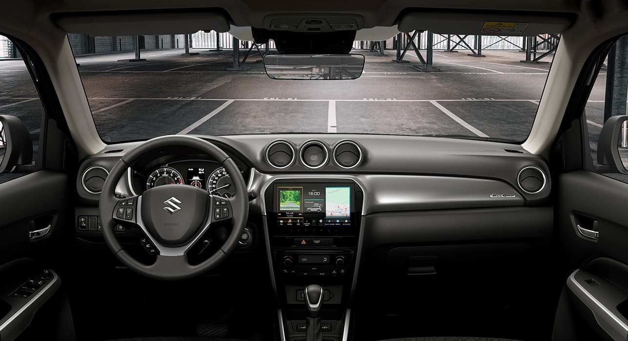 Abbildung zeigt Lenkrad und Amarturenbrett